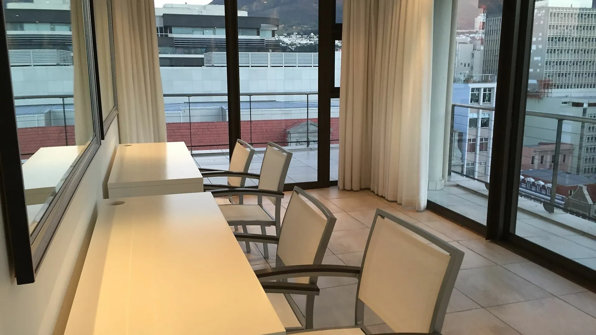 Avenue One Apartments Le Cap